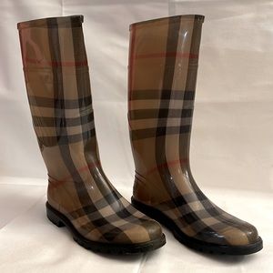 Burberry tall rain boots